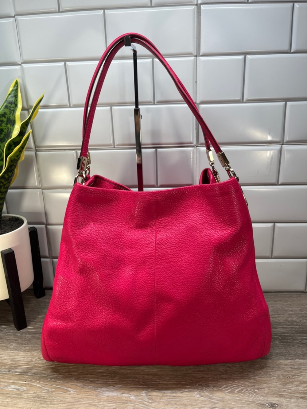 7000 Coach pink leather shoulder bag 7000COACHP - Picture 2 of 15
